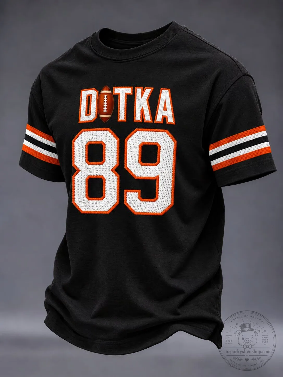 Chicago Bears Short-Sleeve T-Shirt with Mike Ditka 89 Team Number 7 Chicago Bears Short-Sleeve T-Shirt with Mike Ditka 89 Team Number